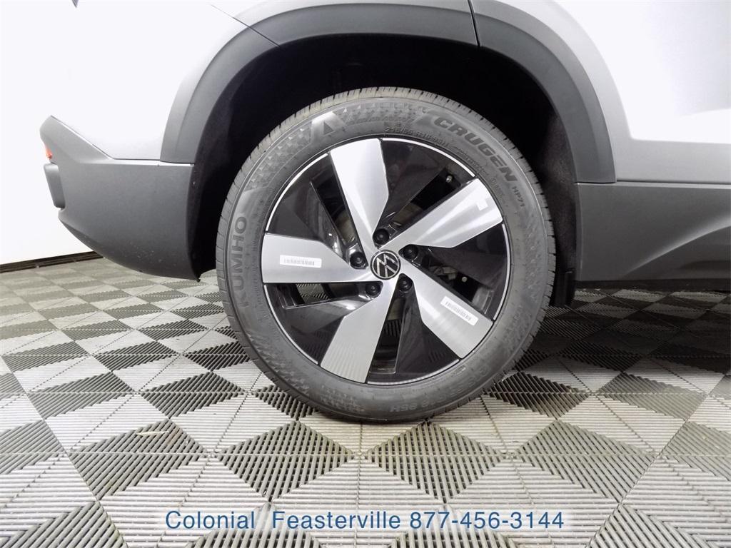new 2025 Volkswagen Taos car, priced at $28,328