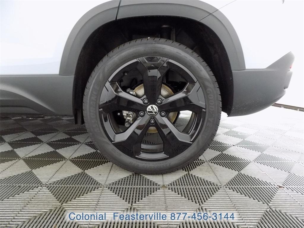 new 2025 Volkswagen Taos car, priced at $33,946