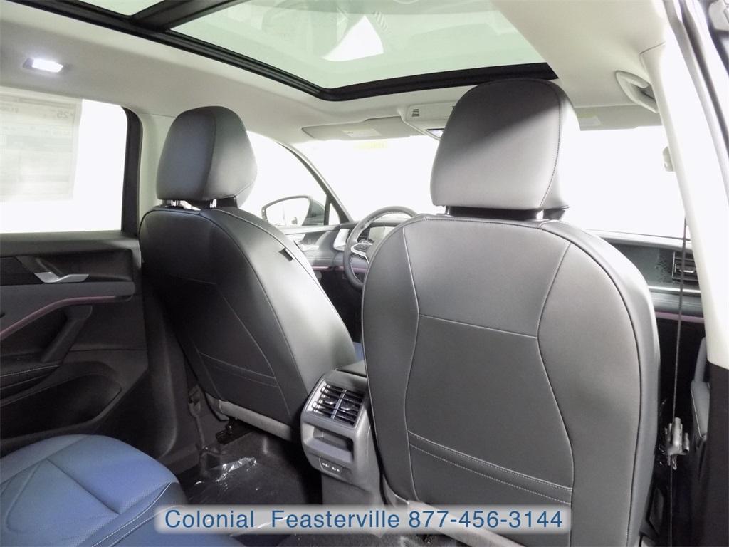 new 2025 Volkswagen Tiguan car, priced at $36,826