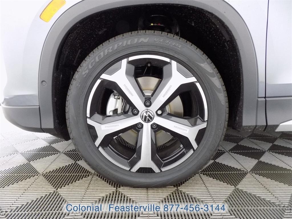 new 2025 Volkswagen Tiguan car, priced at $36,826