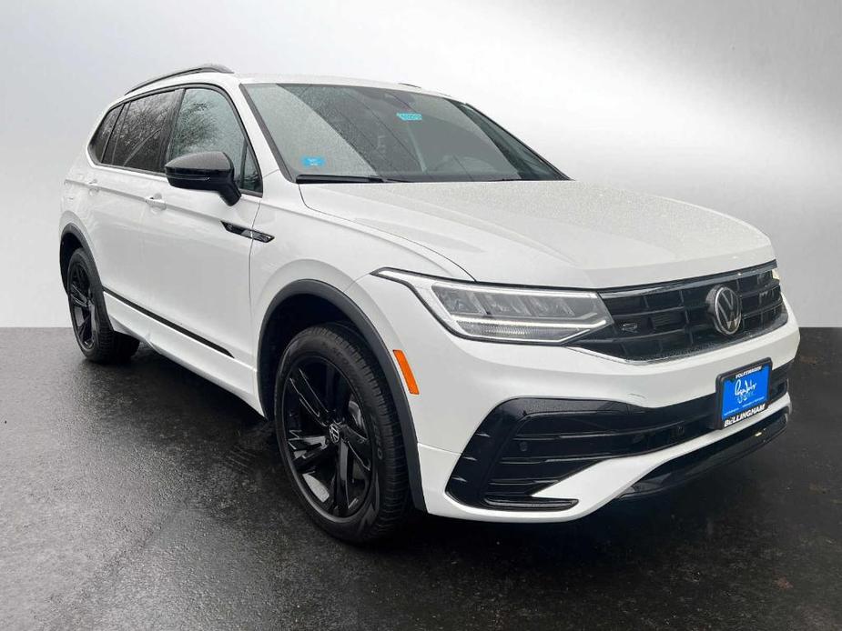 new 2024 Volkswagen Tiguan car, priced at $38,259