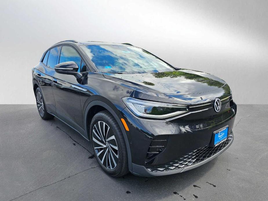 new 2024 Volkswagen ID.4 car, priced at $47,028