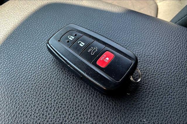 used 2022 Toyota RAV4 Hybrid car, priced at $33,364