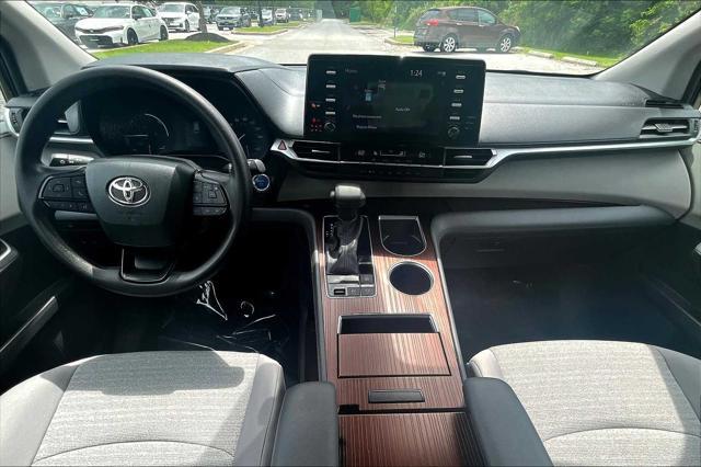 used 2023 Toyota Sienna car, priced at $35,499