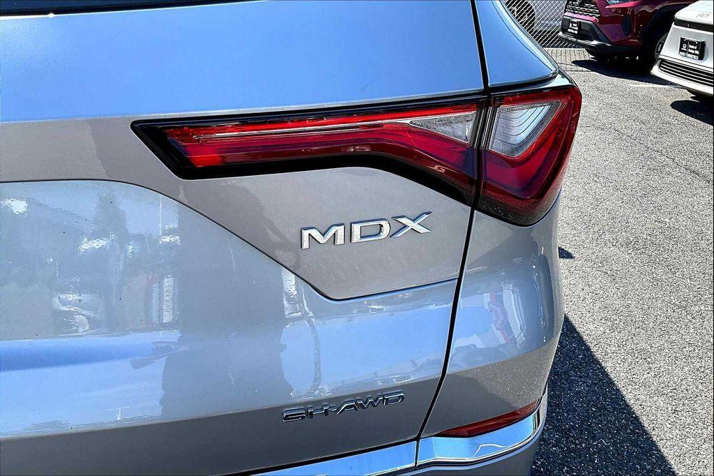 used 2023 Acura MDX car, priced at $38,999