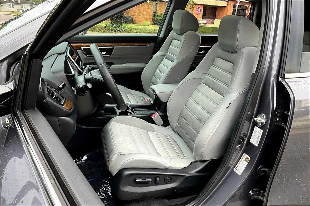 used 2019 Honda CR-V car, priced at $22,999