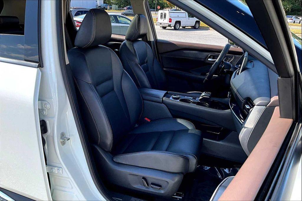 used 2022 Nissan Rogue car, priced at $24,499