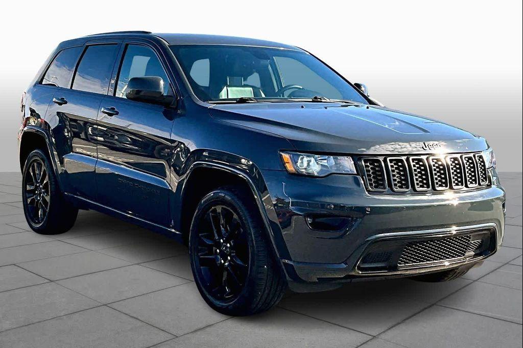 used 2017 Jeep Grand Cherokee car, priced at $15,500