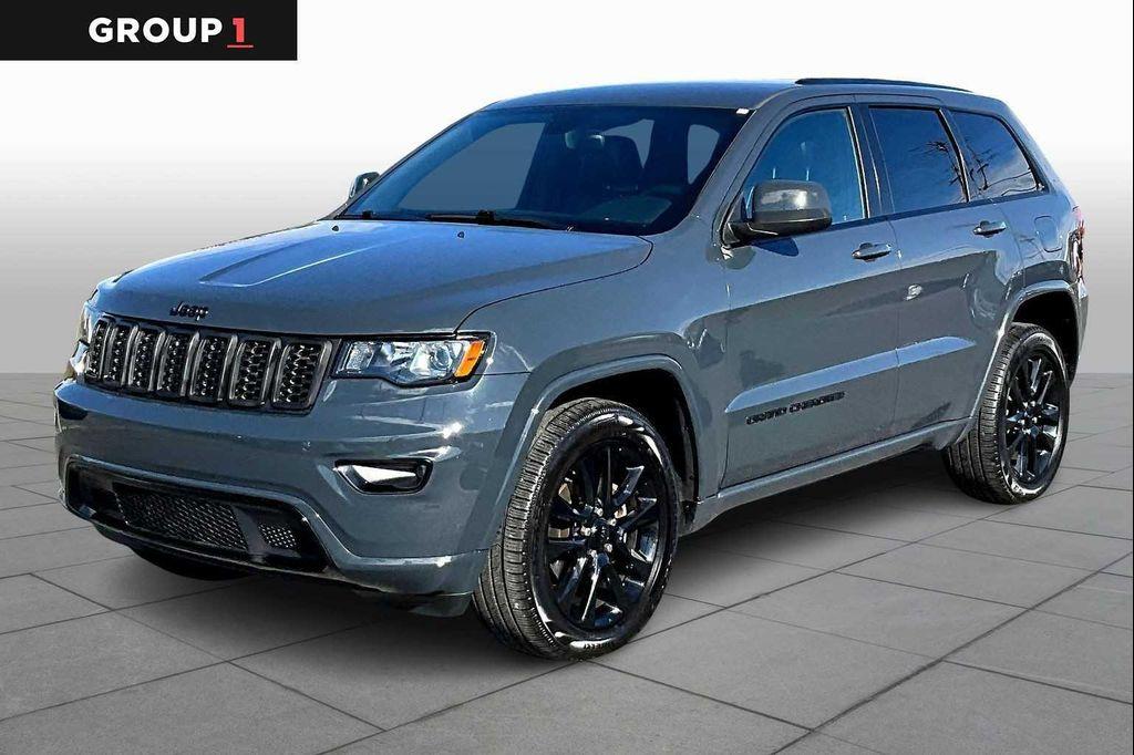 used 2017 Jeep Grand Cherokee car, priced at $15,500