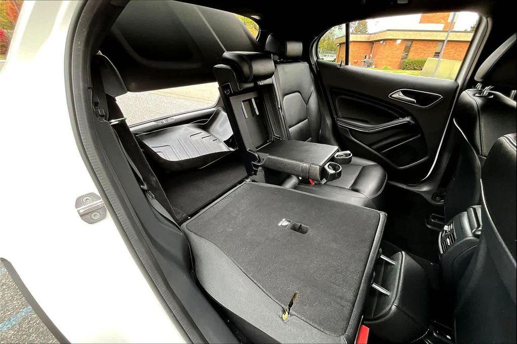 used 2019 Mercedes-Benz GLA 250 car, priced at $18,500