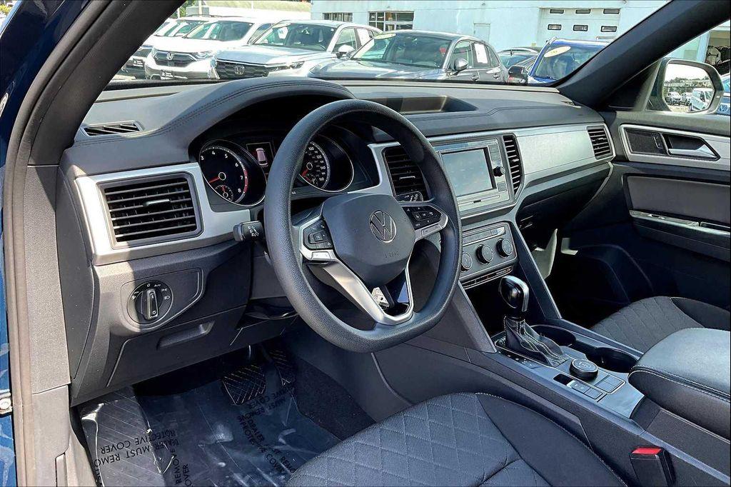used 2021 Volkswagen Atlas Cross Sport car, priced at $20,000