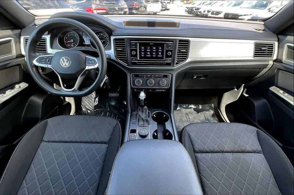 used 2021 Volkswagen Atlas Cross Sport car, priced at $20,000