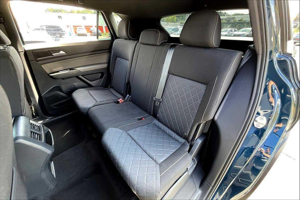 used 2021 Volkswagen Atlas Cross Sport car, priced at $20,000