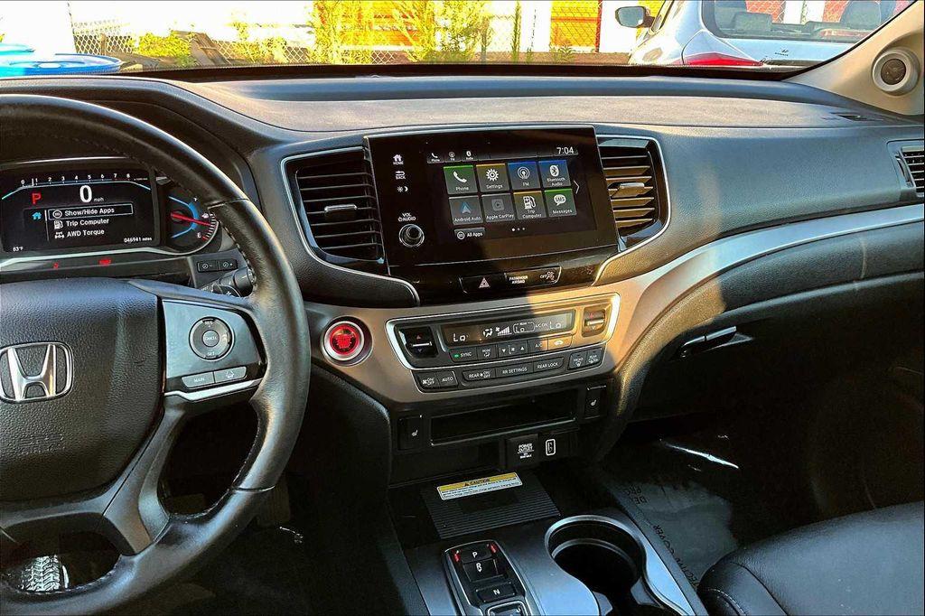 used 2022 Honda Pilot car, priced at $28,233
