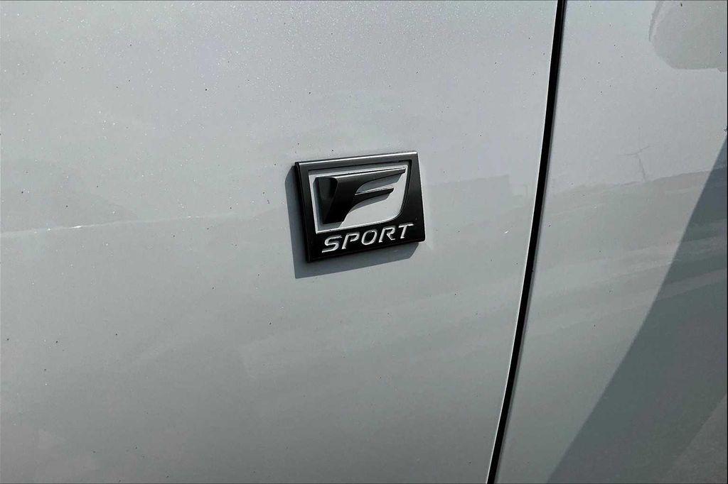 used 2022 Lexus ES 350 car, priced at $39,500