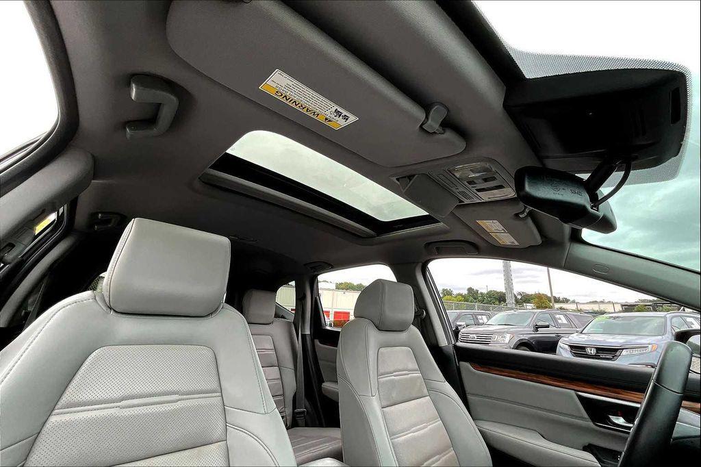used 2022 Honda CR-V car, priced at $27,999