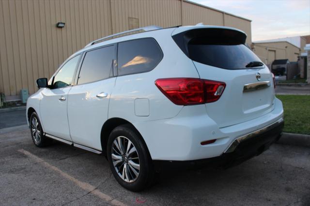 used 2020 Nissan Pathfinder car, priced at $9,999