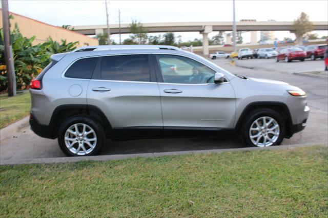 used 2014 Jeep Cherokee car, priced at $8,399