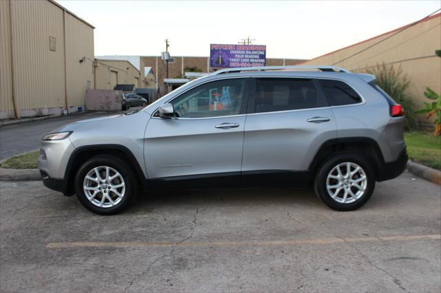 used 2014 Jeep Cherokee car, priced at $8,399