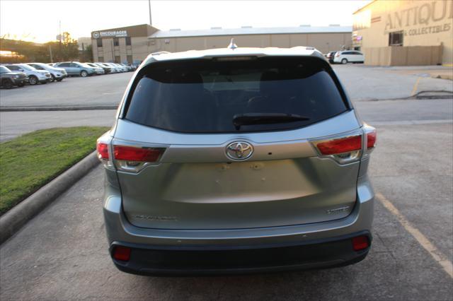 used 2015 Toyota Highlander car, priced at $15,999