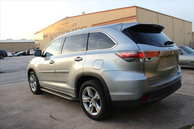 used 2015 Toyota Highlander car, priced at $15,999