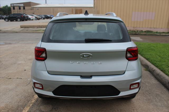 used 2021 Hyundai Venue car, priced at $11,499