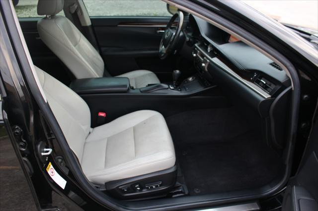 used 2013 Lexus ES 350 car, priced at $10,499