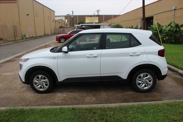 used 2022 Hyundai Venue car, priced at $10,999