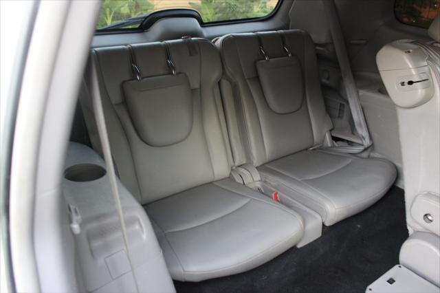 used 2013 Toyota Highlander car, priced at $10,599