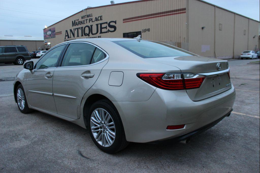 used 2014 Lexus ES 350 car, priced at $10,999