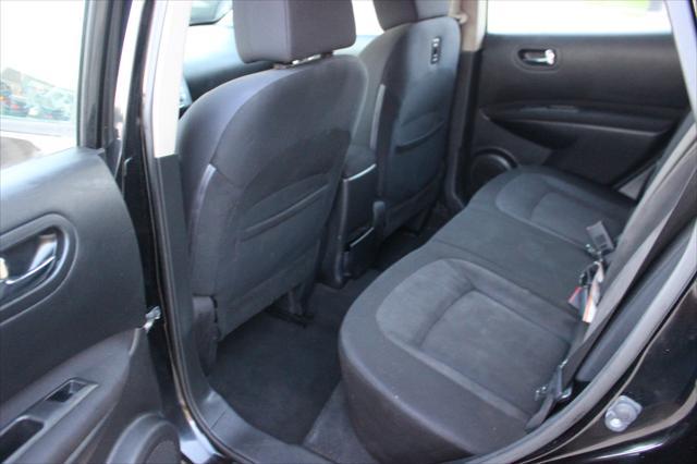 used 2015 Nissan Rogue Select car, priced at $6,999