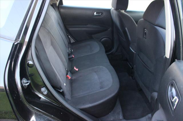 used 2015 Nissan Rogue Select car, priced at $6,999