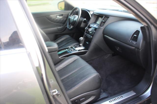 used 2015 INFINITI QX70 car, priced at $9,999