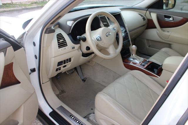 used 2016 INFINITI QX70 car, priced at $12,499