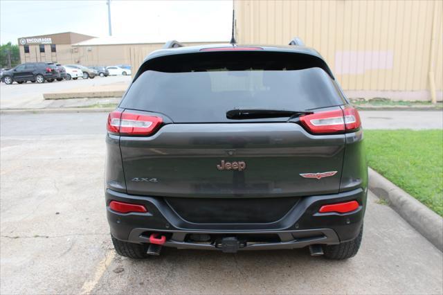 used 2018 Jeep Cherokee car, priced at $12,399
