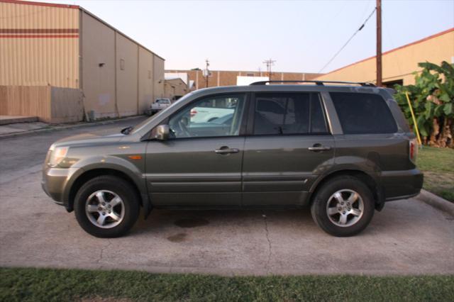 used 2007 Honda Pilot car, priced at $4,499