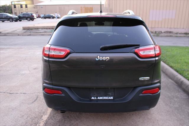 used 2018 Jeep Cherokee car, priced at $9,999