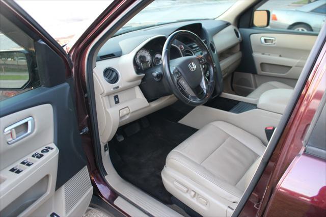 used 2013 Honda Pilot car, priced at $9,999