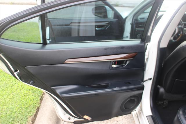 used 2013 Lexus ES 350 car, priced at $10,999