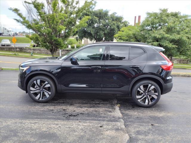 new 2023 Volvo XC40 car, priced at $48,870