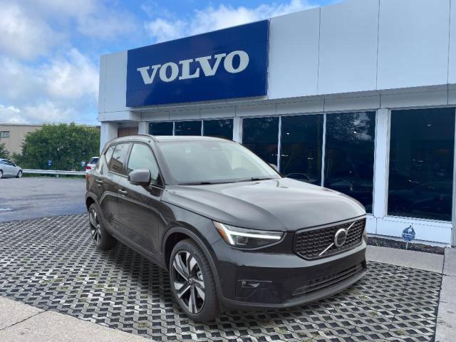 new 2024 Volvo XC40 car, priced at $52,410