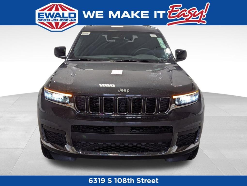 new 2025 Jeep Grand Cherokee L car, priced at $39,071