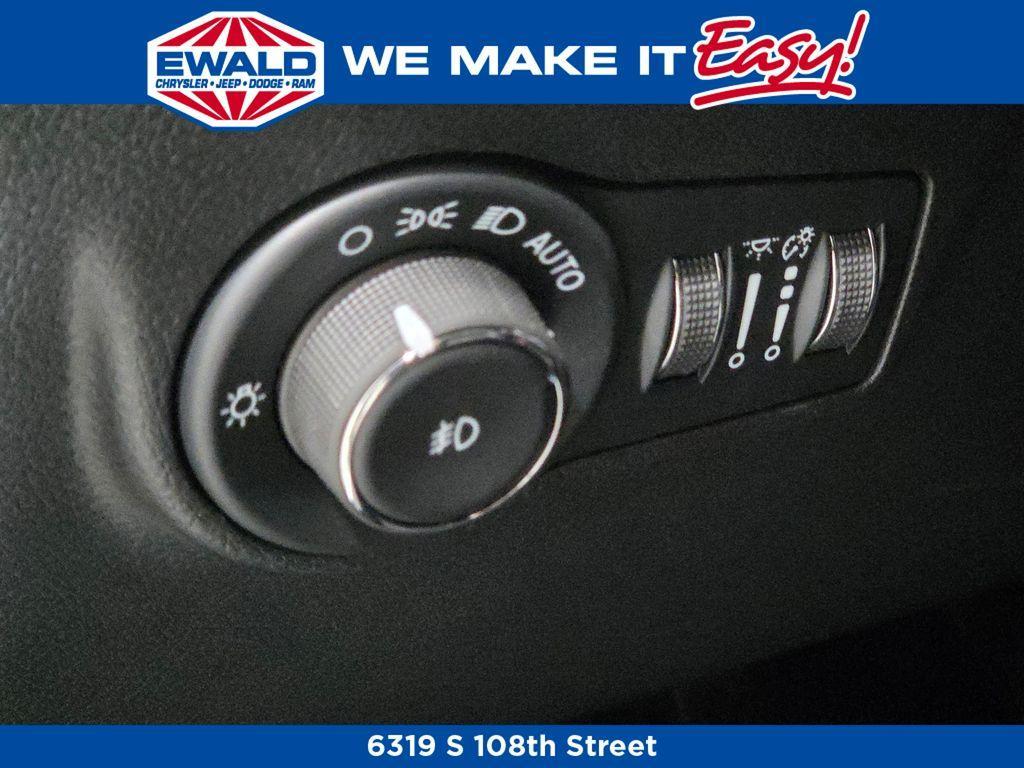 new 2026 Jeep Compass car, priced at $35,464