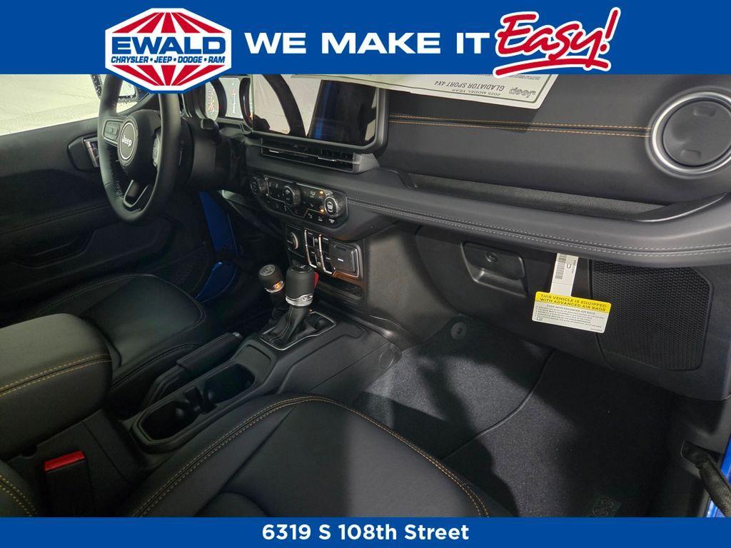new 2025 Jeep Gladiator car, priced at $48,585