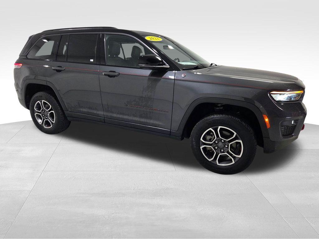 used 2022 Jeep Grand Cherokee car, priced at $34,683