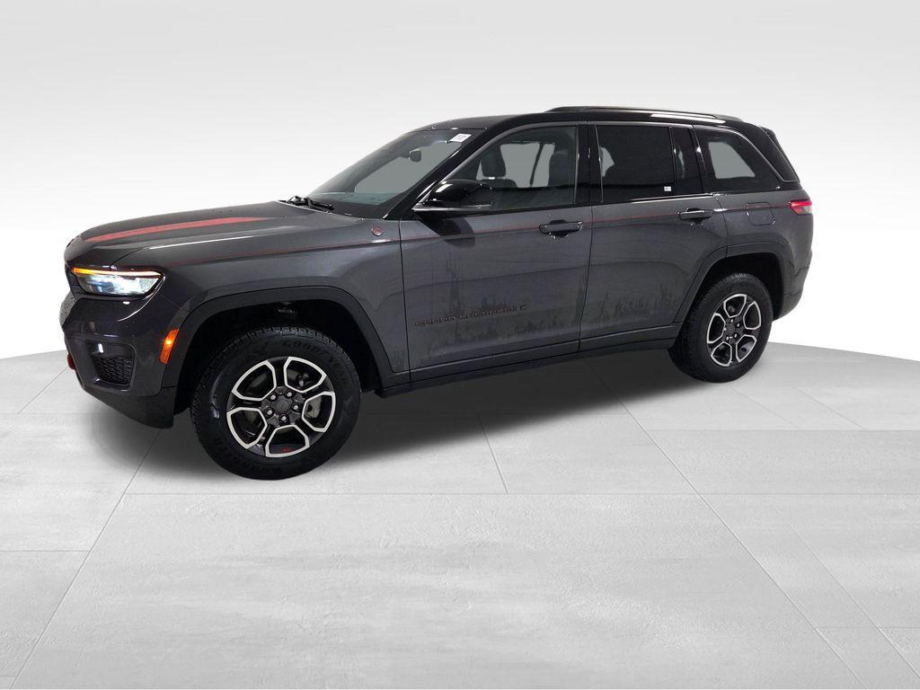 used 2022 Jeep Grand Cherokee car, priced at $34,683