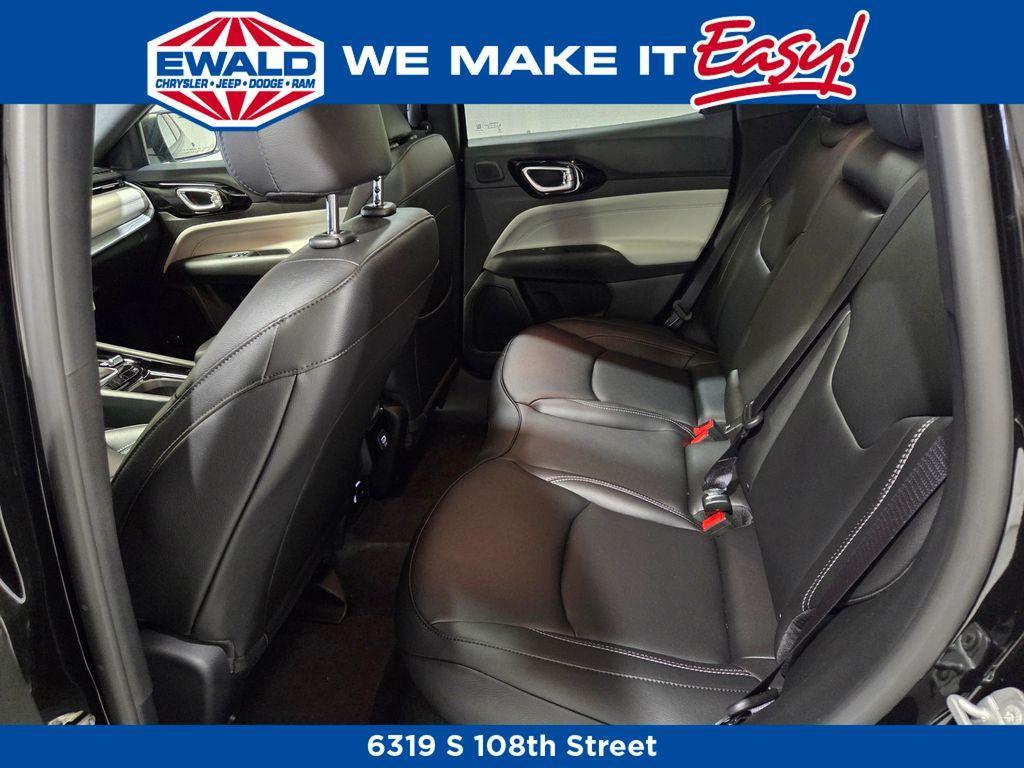 new 2025 Jeep Compass car, priced at $33,288