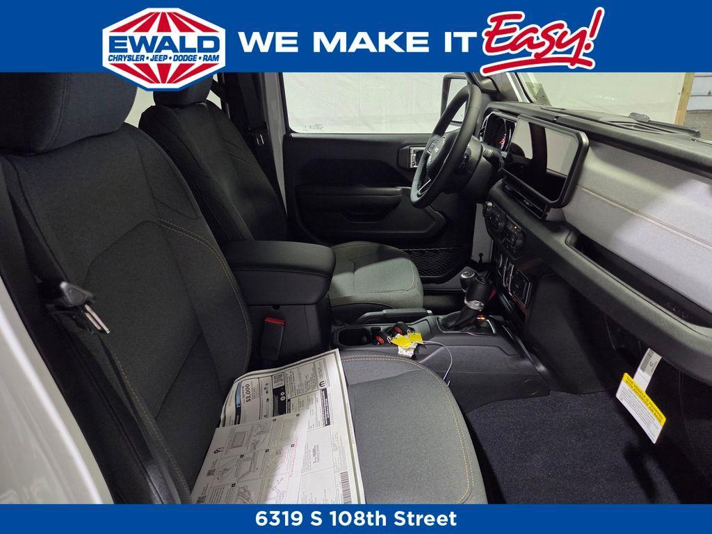 new 2025 Jeep Wrangler car, priced at $42,914