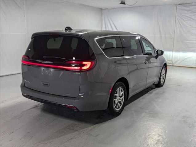 used 2023 Chrysler Pacifica car, priced at $25,034