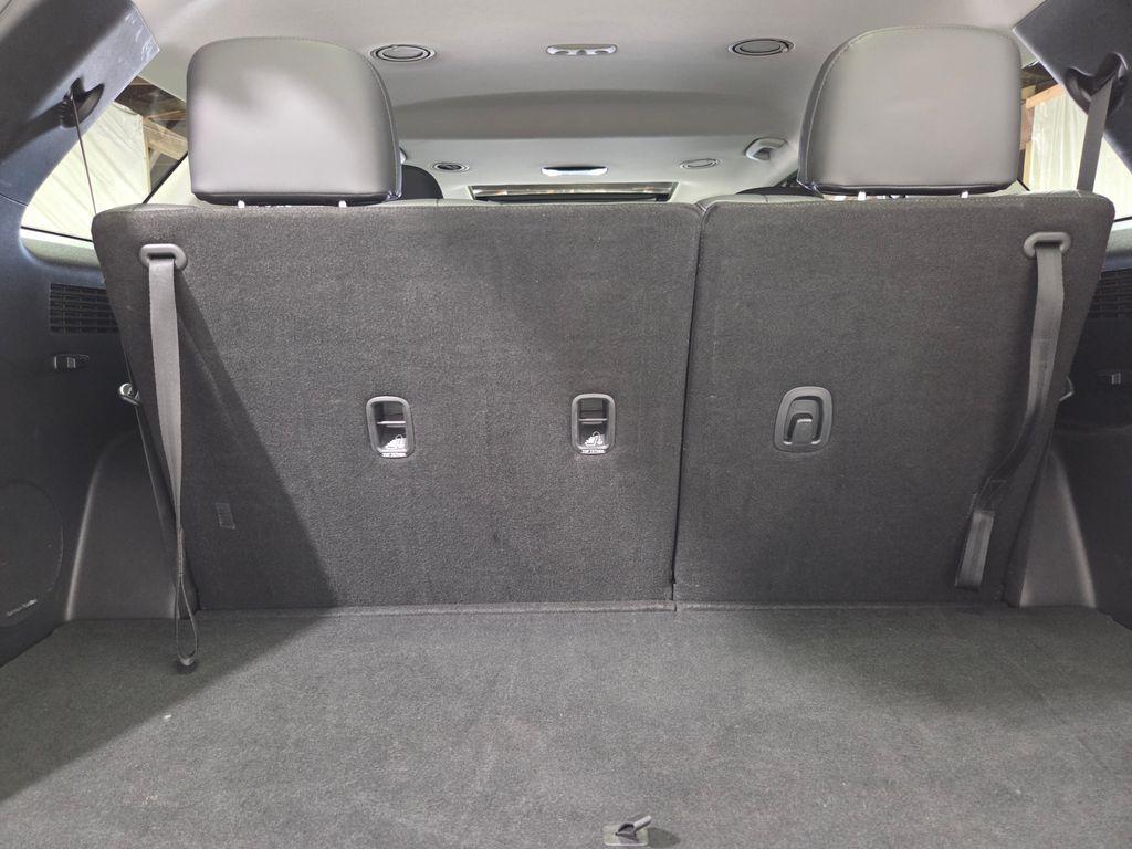 used 2024 Hyundai Palisade car, priced at $31,879